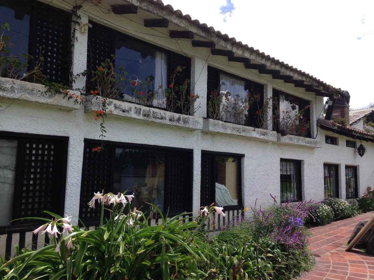 Mansion Samzara Hosteleria Sangolqui Exterior photo